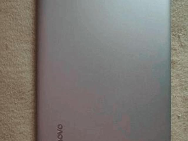 Laptop lenovo intel® core i3-6006u, până la 2,00ghz, cu un ecran de 15,6
